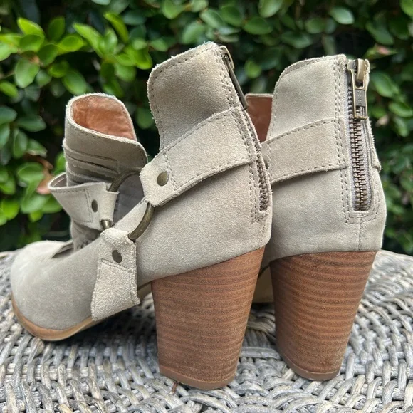 Seychelles Women's Beige Suede Ankle Booties 8 - Picture 5 of 6